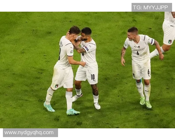 深圳足球队在欧锦赛中的团队协作表现分析与点评